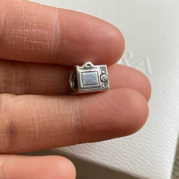 Retired Pandora Snap Shots Camera Charm for bracelet necklace sterling silver - Picture 5 of 9